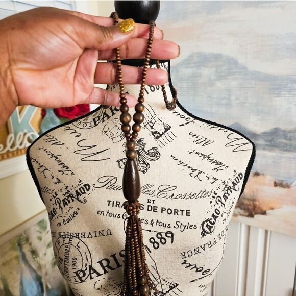 New Wood Beaded Tassel Detail Lightweight Statement Necklace. 24" - Picture 7 of 15